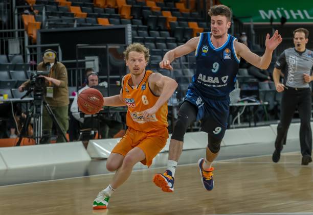 将吉列尔 将吉列尔